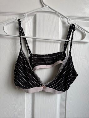 Gilligan & O'Malley Black Striped Bralette